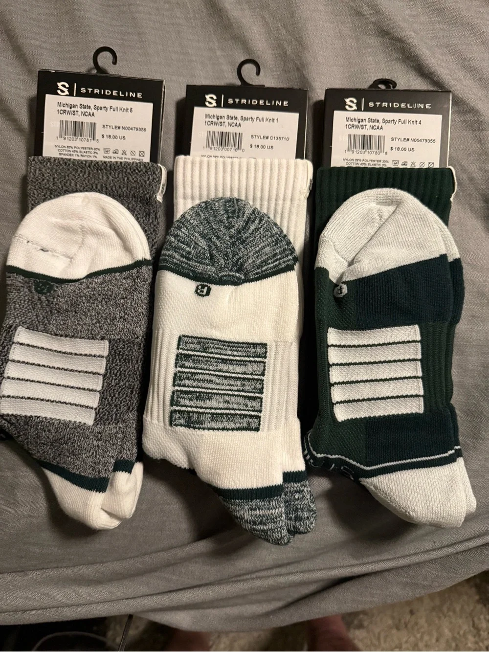 3 pack: Strideline Michigan State Spartans Athletic Crew Socks: White Green Grey
